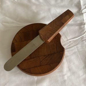 Dansk Teak Cutting-board with Knife Set